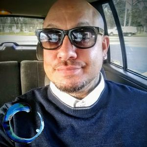 Meet your Posher, Victor